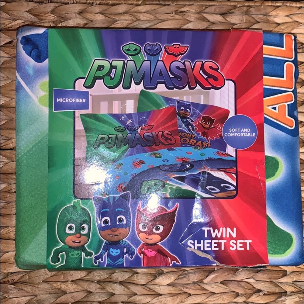 “PJ Masks” twin sheet set!
